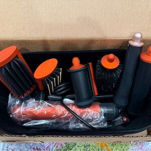 Refurbished Dyson Airwrap